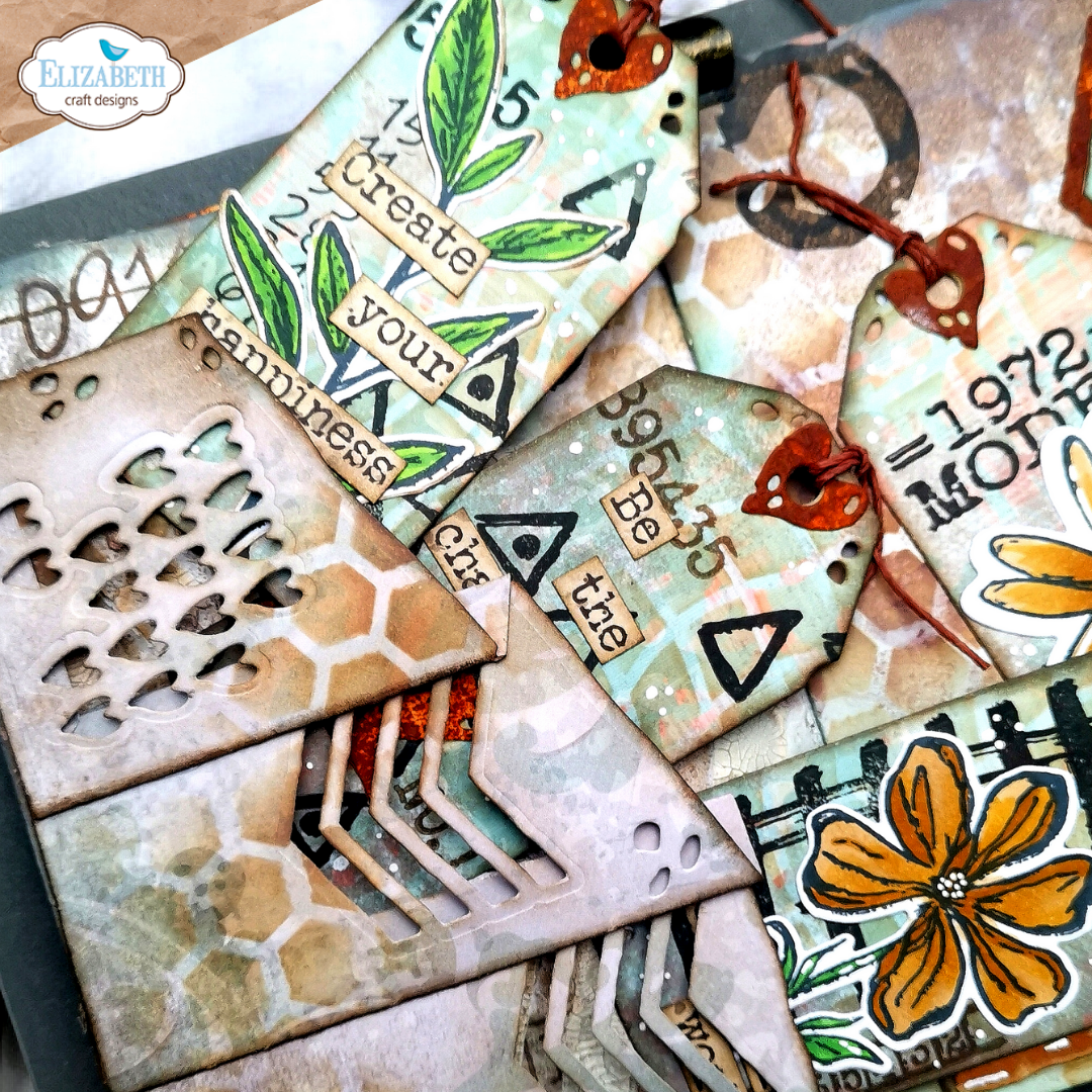 Tri-fold slider pocket